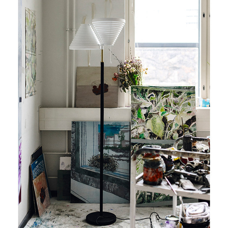 Artek A810 Floor Light