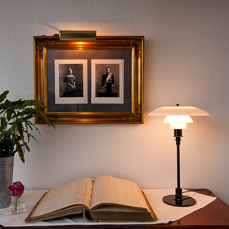 Louis Poulsen PH 3/2 Table Lamp