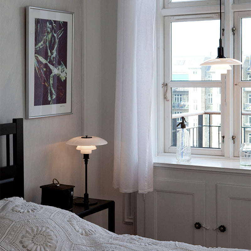 Louis Poulsen PH 3/2 Table Lamp