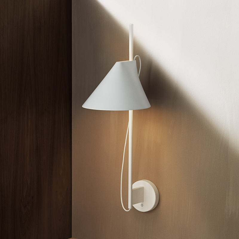 Louis Poulsen YUH Wall Light