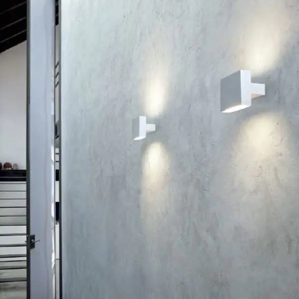 Flos Tight Wall Light