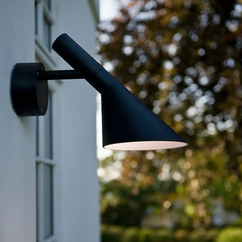 Louis Poulsen AJ 50 Wall Light