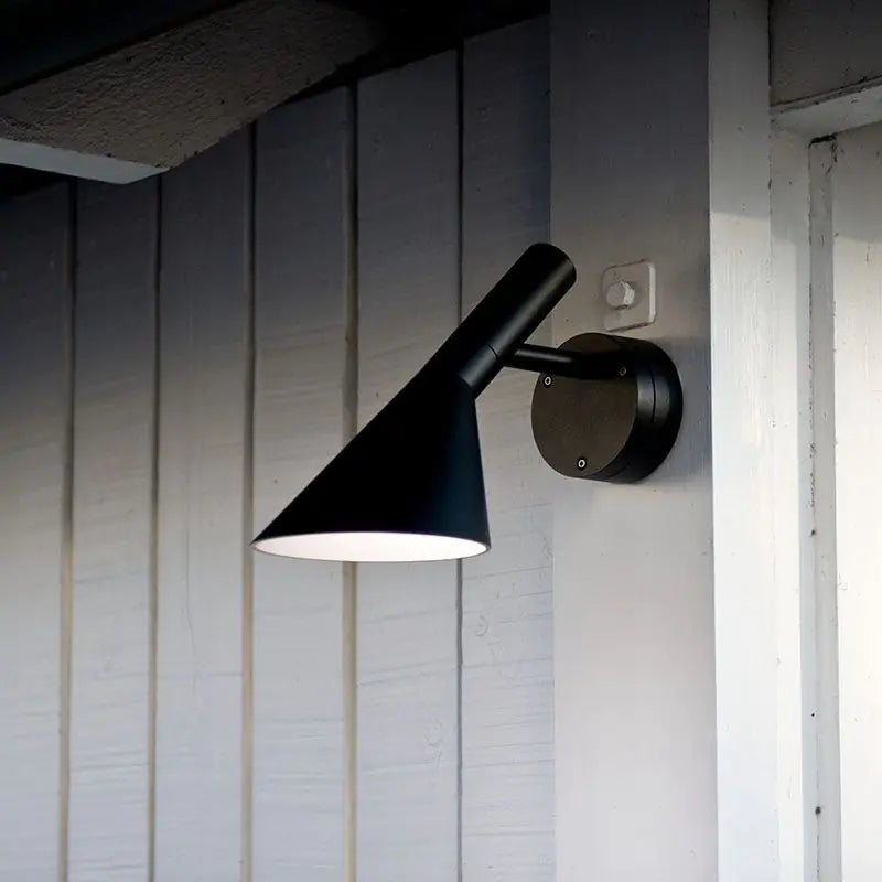 Louis Poulsen AJ 50 Wall Light