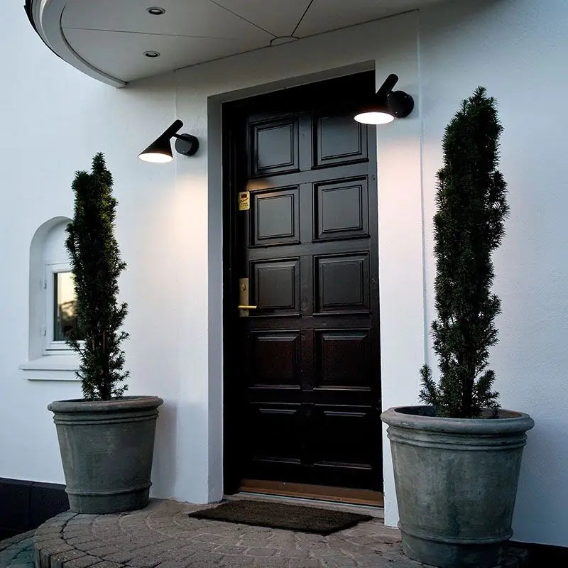 Louis Poulsen AJ 50 Wall Light