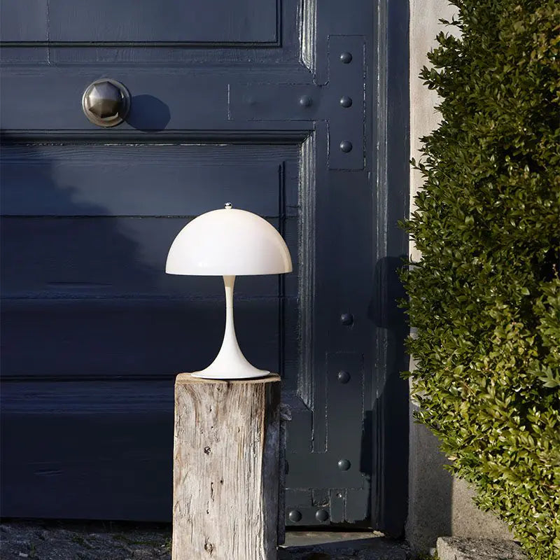 Louis Poulsen Panthella 250 Portable Table Lamp