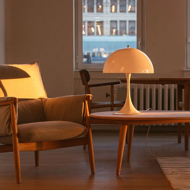 Louis Poulsen Panthella 400 Table Lamp