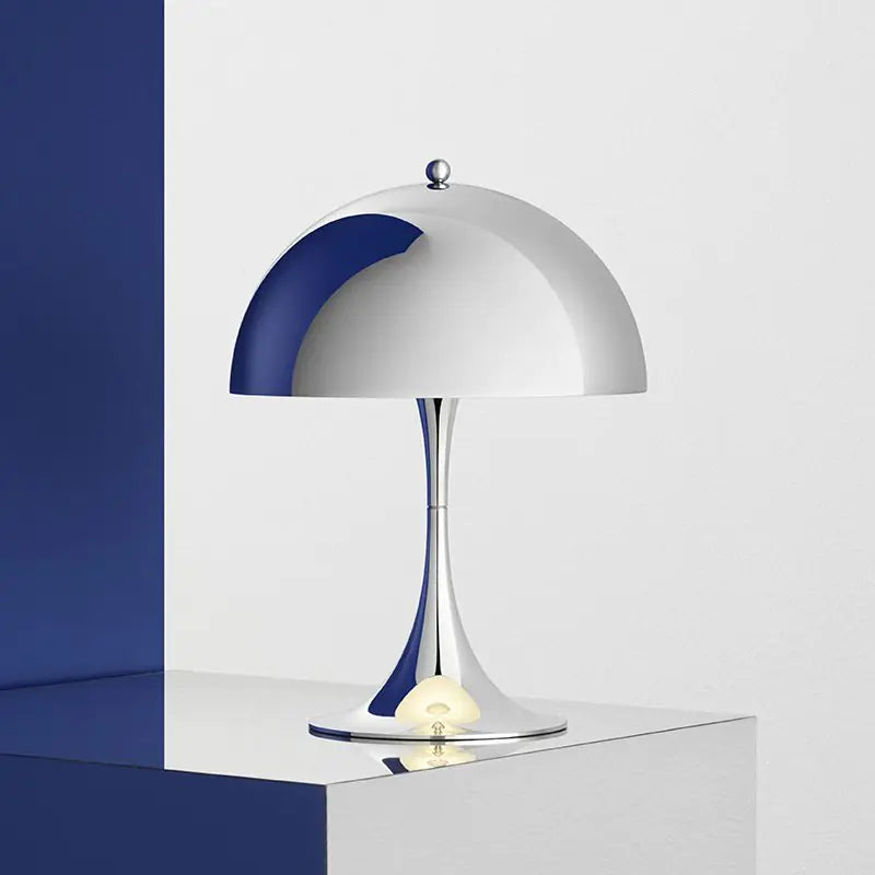 Louis Poulsen Panthella 250 Table Lamp