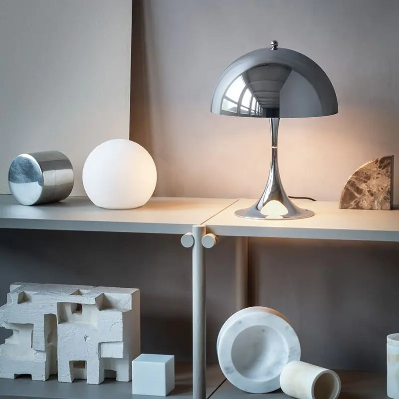 Louis Poulsen Panthella 250 Table Lamp